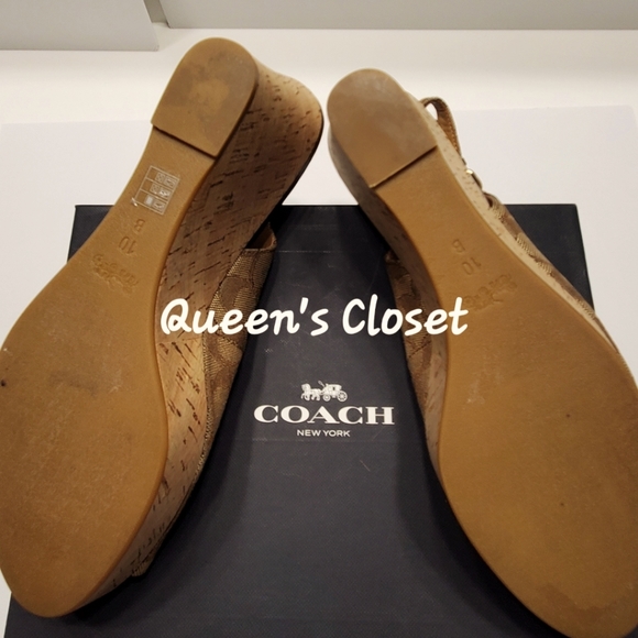 COACH | Ferry Peep Toe Wedge Heel - Picture 6 of 8